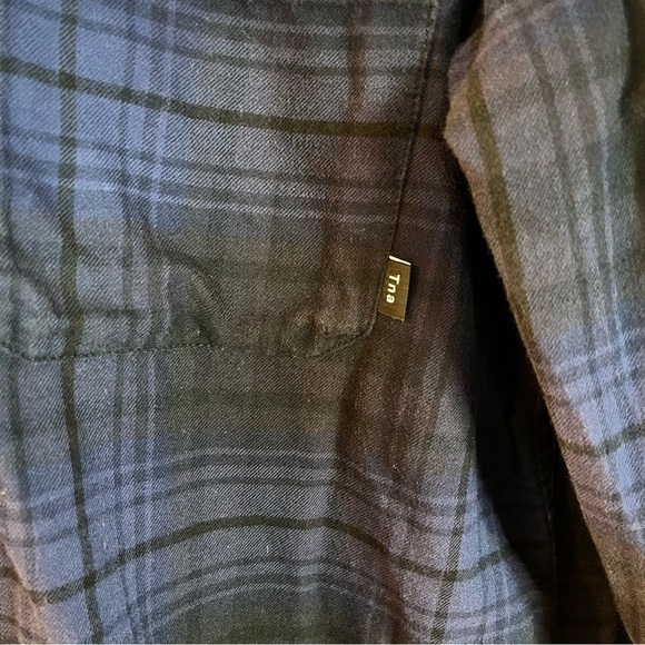 TNA Plaid Button-Up Flannel Shirt with Hood – Women’s Size Small - Picture 5 of 8